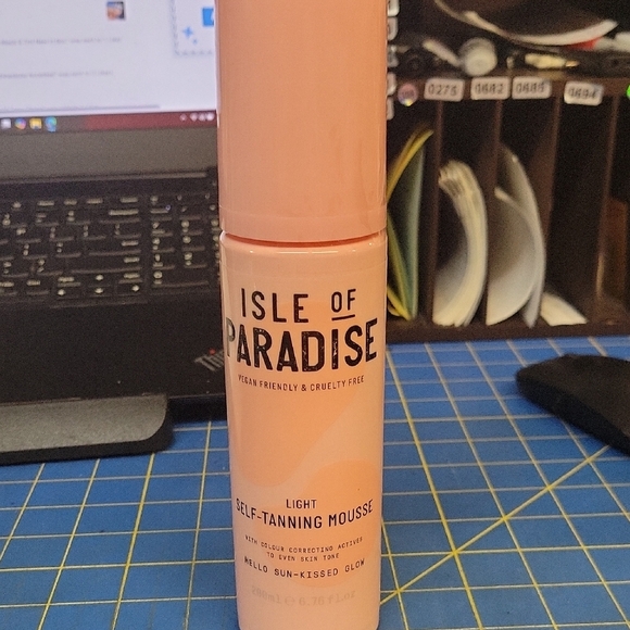 Isle of Paradise Other - Isle of Paradise Light Self-Tanning Mousse - New 200ml